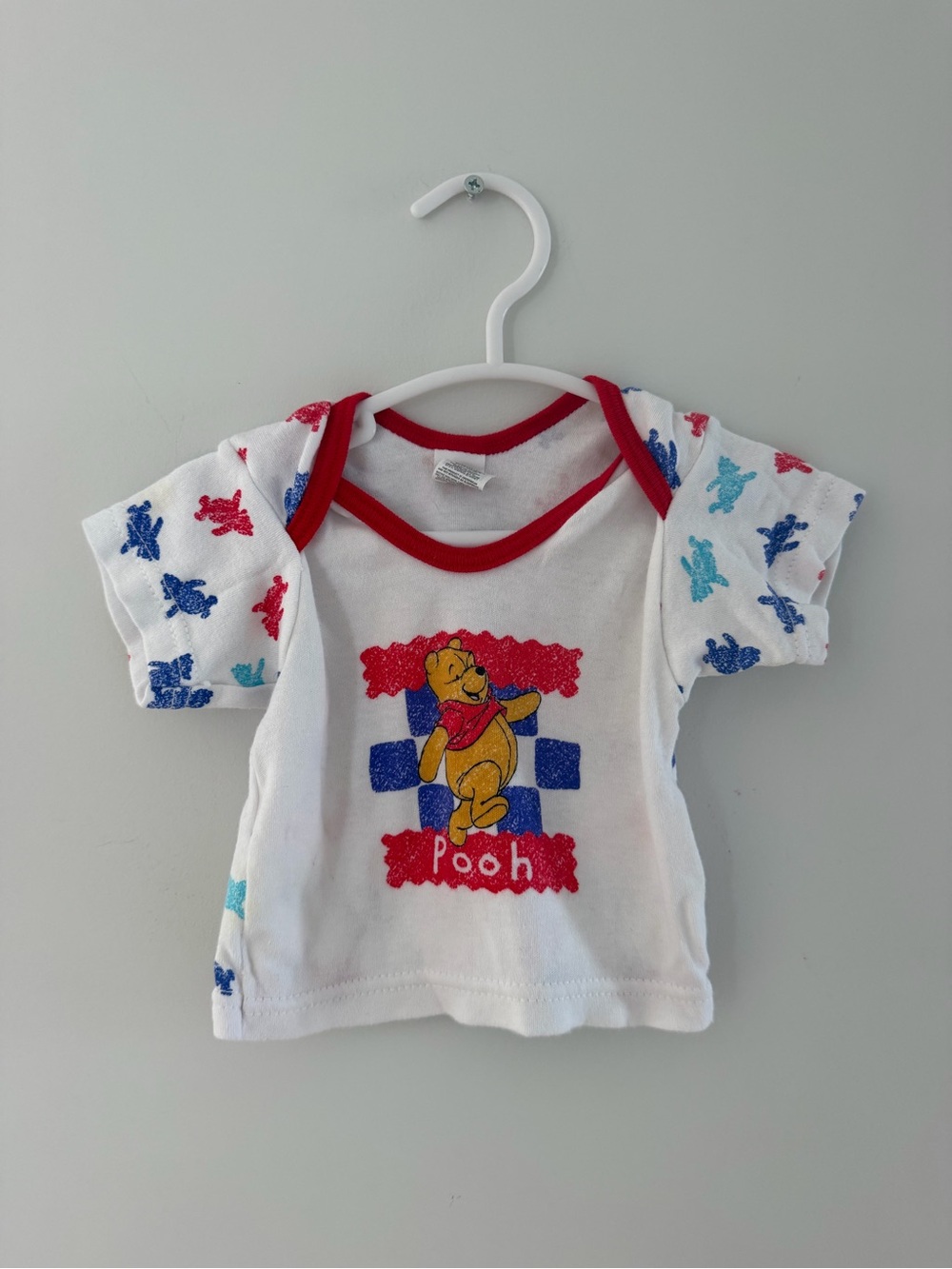 Vintage Winnie the Pooh White Short Sleeve Tee Size Newborn